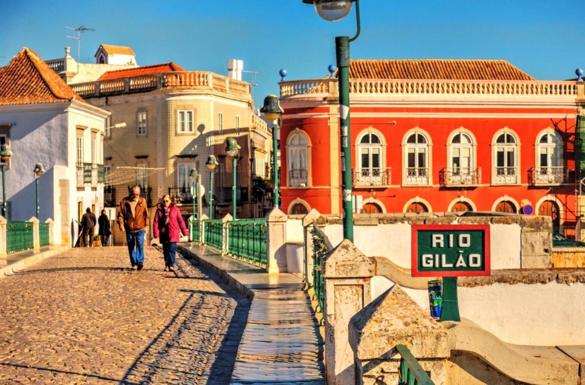 Вилла Executive Townhouse, Tavira Centre, Shared Pool Экстерьер фото