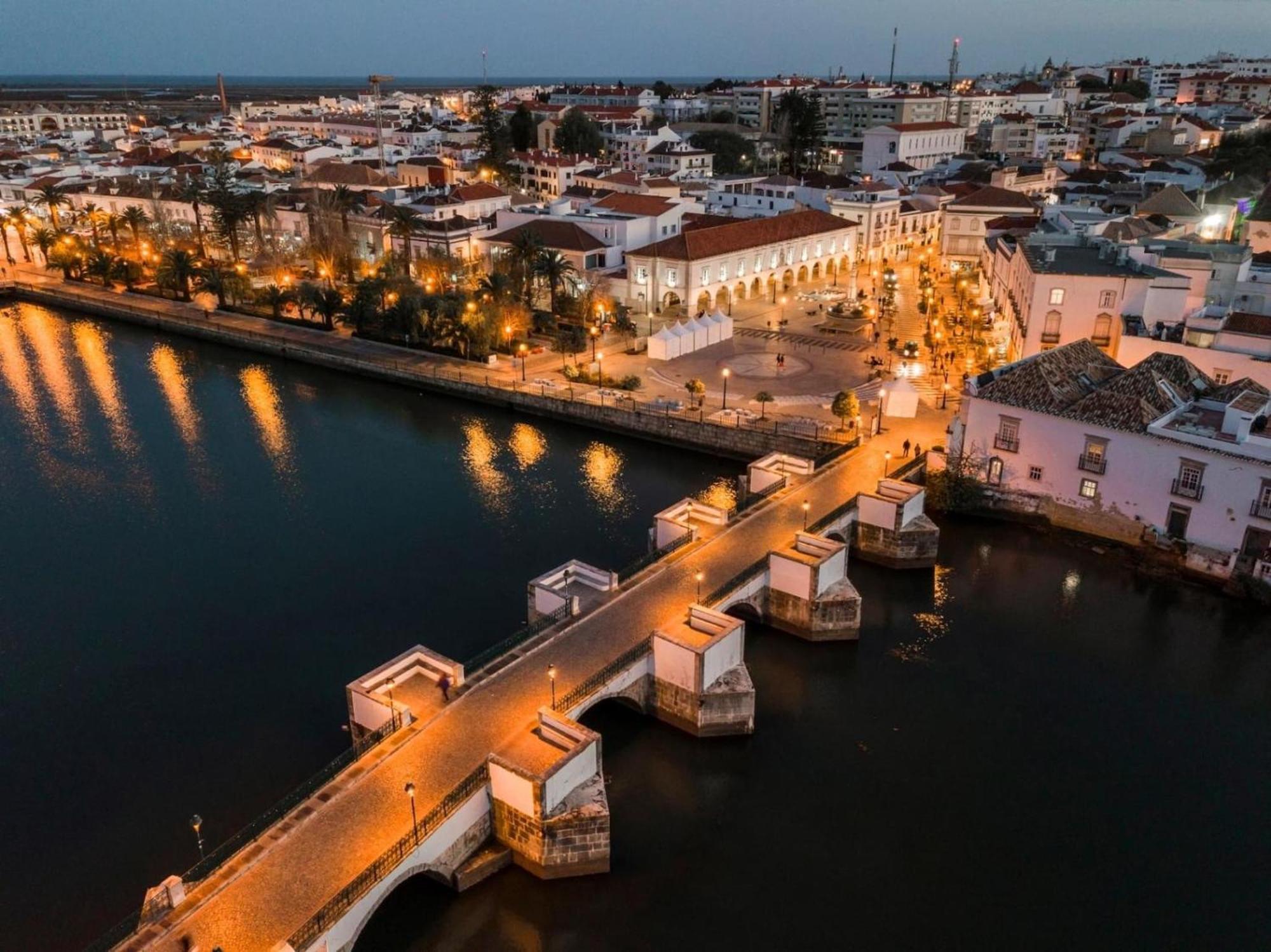 Вилла Executive Townhouse, Tavira Centre, Shared Pool Экстерьер фото