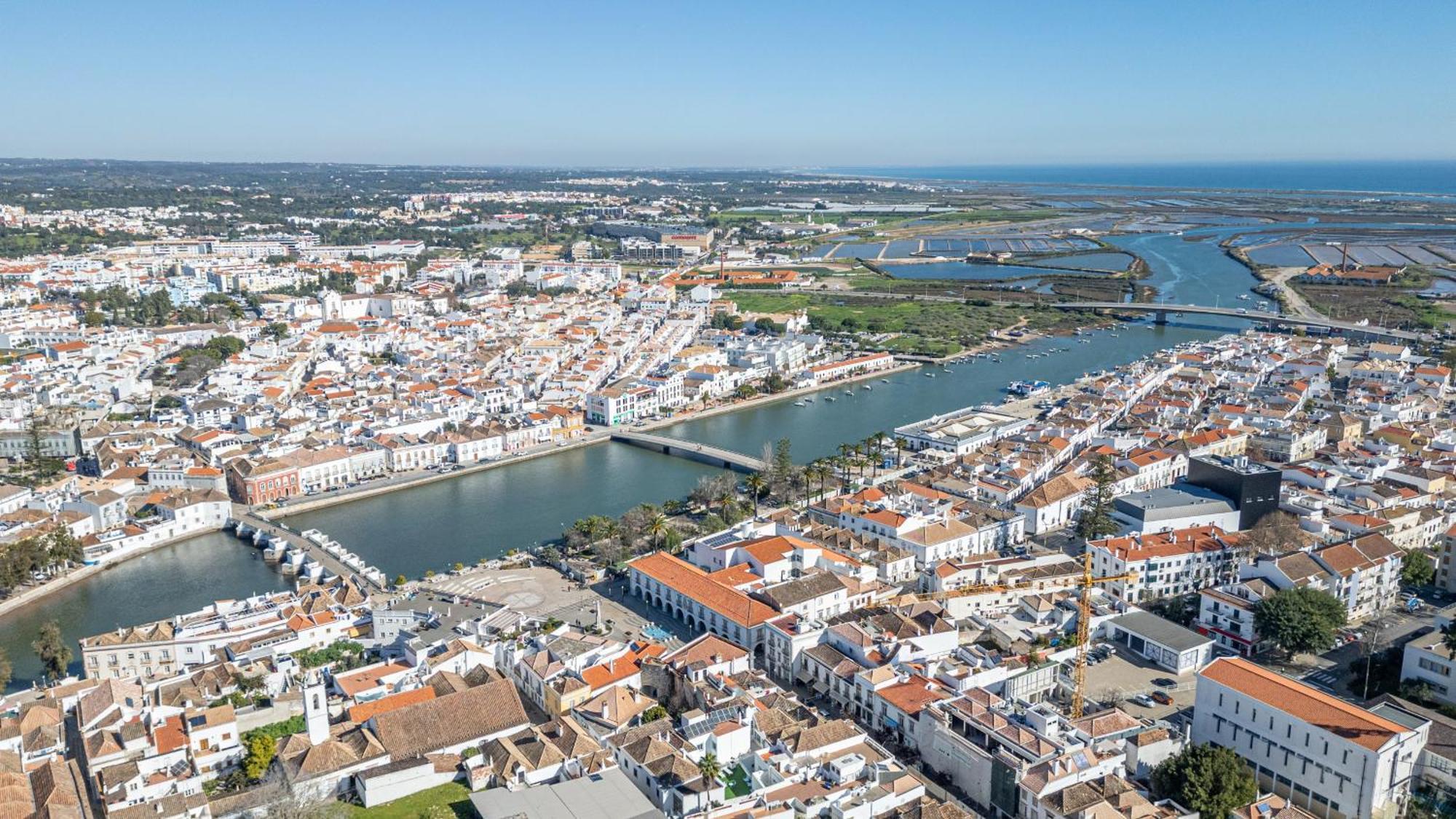 Вилла Executive Townhouse, Tavira Centre, Shared Pool Экстерьер фото