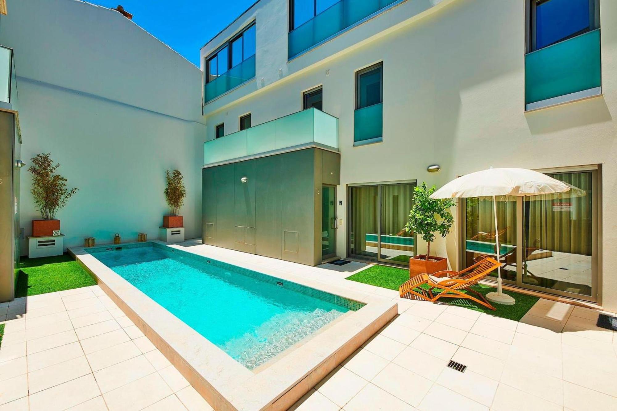 Вилла Executive Townhouse, Tavira Centre, Shared Pool Экстерьер фото